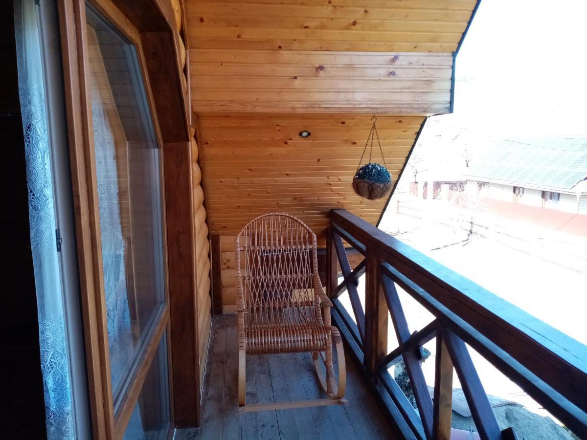 Садиба Федорчуків Гірська Хатина Şeşorî Exterior foto